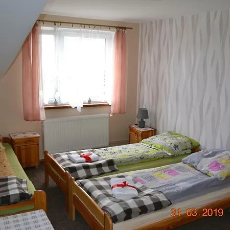 Фермерский дом Pod Sniezna Быстшица-Клодзкая